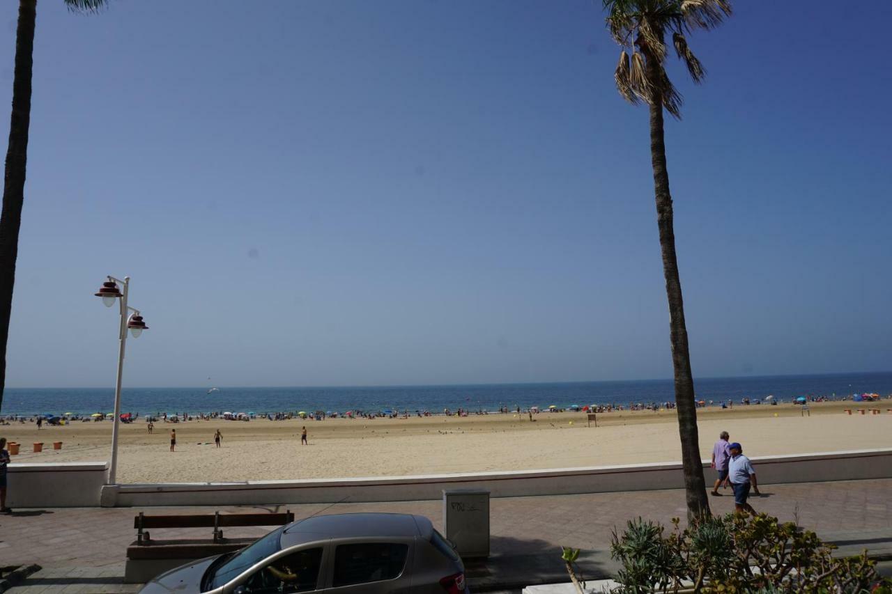 קדיז Apartamento La Mar De Cerca. Terraza Vistas Mar. 1ª Linea Playa מראה חיצוני תמונה