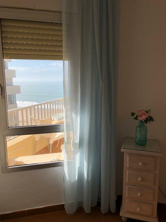קדיז Apartamento La Mar De Cerca. Terraza Vistas Mar. 1ª Linea Playa מראה חיצוני תמונה